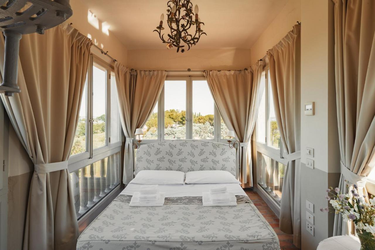 Il Pignocco Country House 산타 베네란다 외부 사진