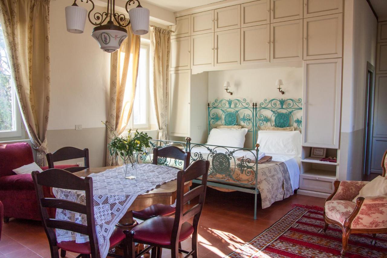 Il Pignocco Country House 산타 베네란다 객실 사진